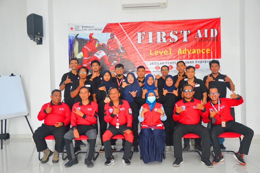 team diklat PMI PMR KSR relawan majalengka korps Red Cross Indonesia website